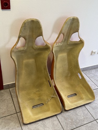 Pair bucket seats - bucket, for