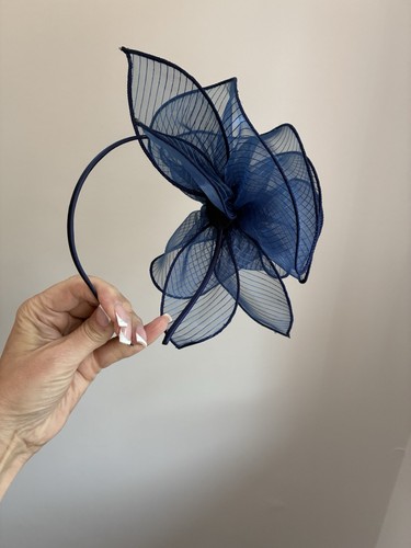 Blue mesh flower - blue,