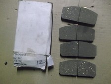 RENAULT 8 10 SET NEW  FRONT OR