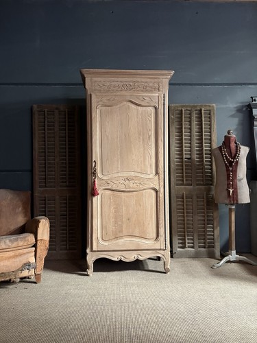 Vintage french bonnetiere - bonnetiere, /