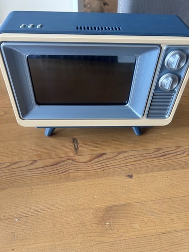 Retro stand for nintendo - retro,