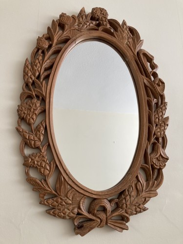 Beautiful vintage hand - beautiful, hand-carved