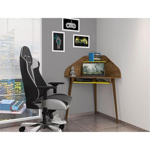 Bradley wood corner - bradley,