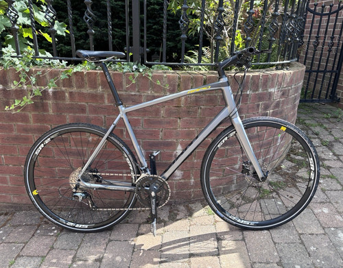 Giant rapid hybrid - giant, bike