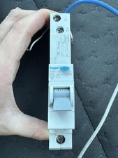 HAGER 32 AMP CURVE B 6kA 30mA