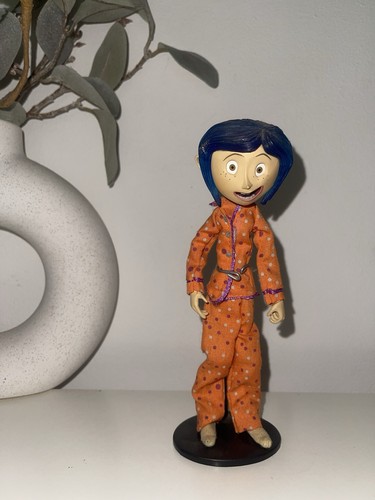 Neca coraline doll 2008 - neca,