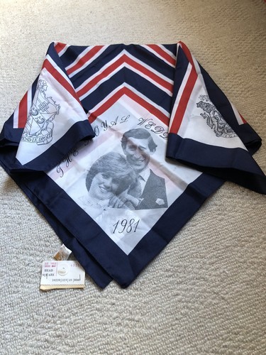 Vintage 1981 scarf - scarf-lady, diana