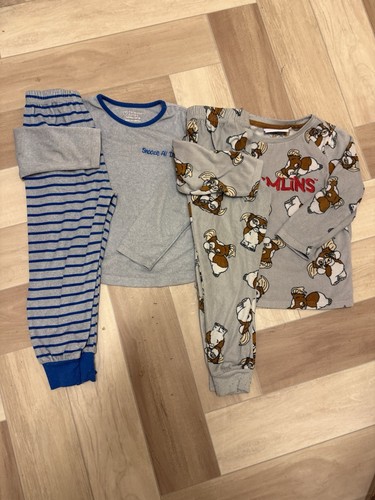Set pyjamas age 3 - 2, of