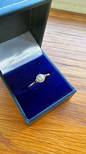 Samuels 9ct white gold halo - samuels,