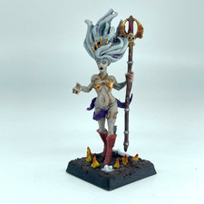 Dark Elf Sorceress  - Painted - Avatars Of War Miniatures X17386