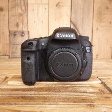 Used Canon 7D DSLR Camera Body