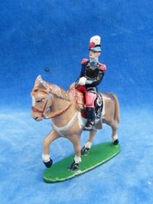 STUNNING RARE TOP! FIGURE