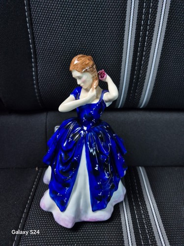 Royal doulton laura hn3136 - royal,