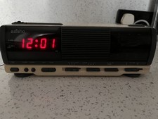 Saisho CR72 Retro LED Clock