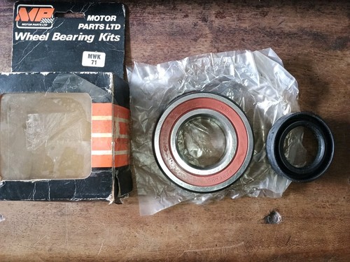 Rear wheel bearing kit fits - wheel,
