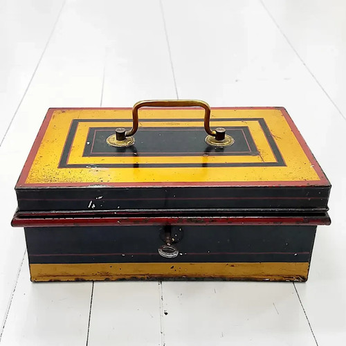 Antique cash box with lock - cash, and