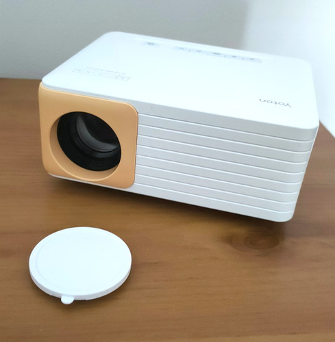 Yoton mini video projector - mini,