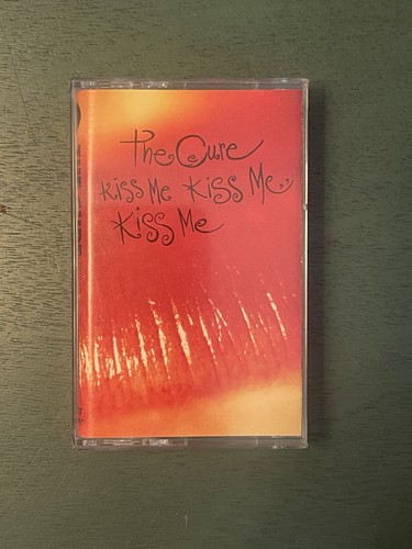 The cure kiss - me, me
