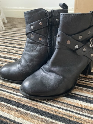 Stunning black leather - , ankle