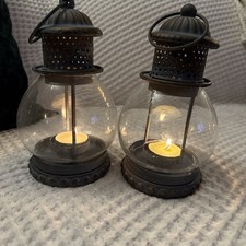 Vintage-style Metal Candle