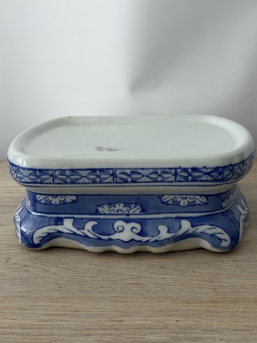 Vintage blue white ceramic - white,