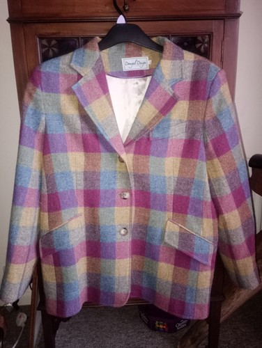 Donegal design coat size - design, 16