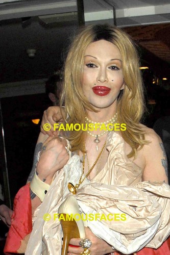 Pete burns dead - burns,