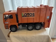 Garbage Truck Toy With Trash