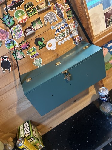 Ferret carry box - box, back