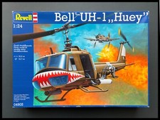 Revell Bell UH-1 "Huey" 1:24