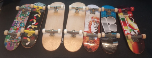 Tech deck fingerboard bundle - deck,