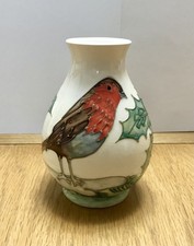Lovely Moorcroft Christmas Vase, Robin and Holly,  (Ted & George Collectibles)