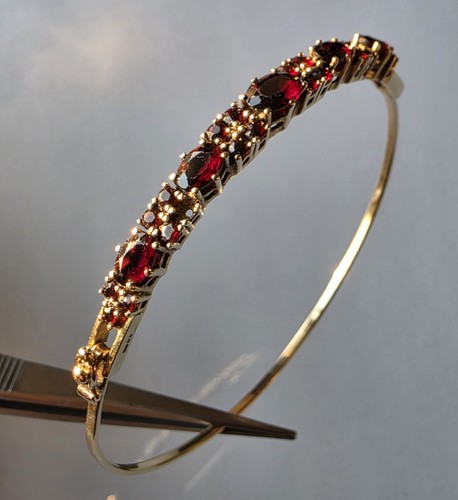 Vintage 9ct yellow - gold, and