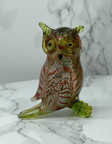 Small glass owl figurine - small, 2”