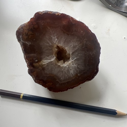 Geode sliced half - sliced,