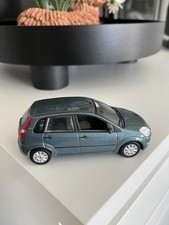 Minichamps 2002 Ford Fiesta Mk5 5 Door 1:43 Scale Diecast Model Official Ford