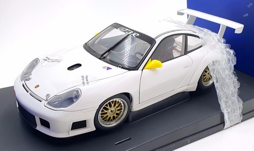 Autoart scale diecast - 1/18,