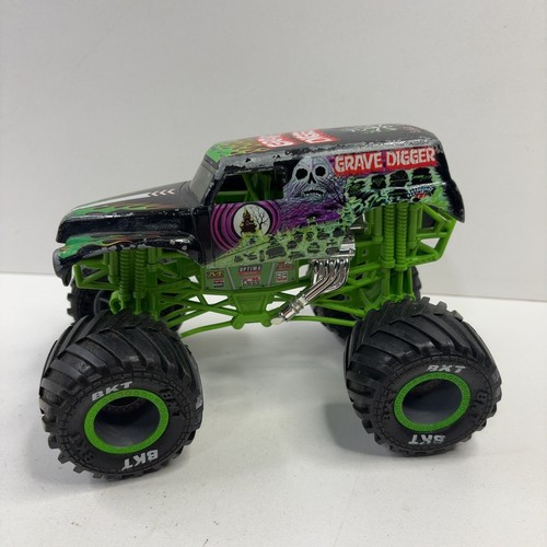 Grave digger monster truck - digger,