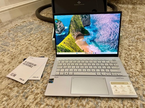 Asus zenbook 8k oled - 2.8k,