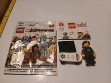 LEGO 8827, SERIES 6 Skater