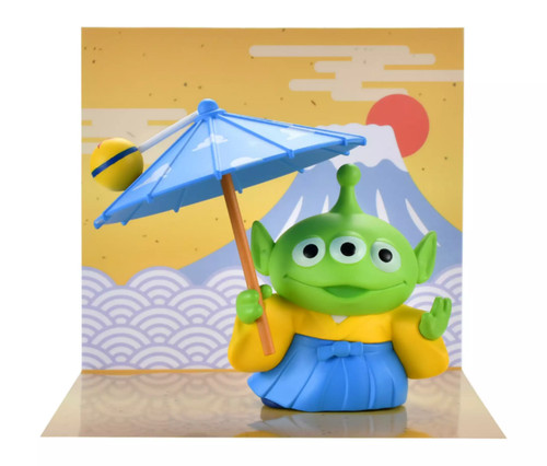 Disney store little green men - disney,