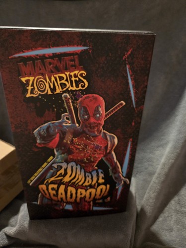 Hot toys zombie deadpool - hot,