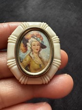 Vintage Bakelite / Celluloid Lady Portrait Brooch