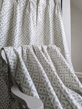 Laura Ashley Mr Jones Pinch