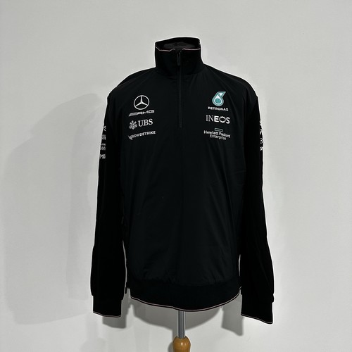 Mercedes amg team - f1, issue