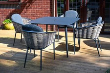 SH&G Bolingbroke 4 Seat Garden