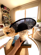 pre owned wedding ascot hat - Meets Royal Enclosure size requirements.