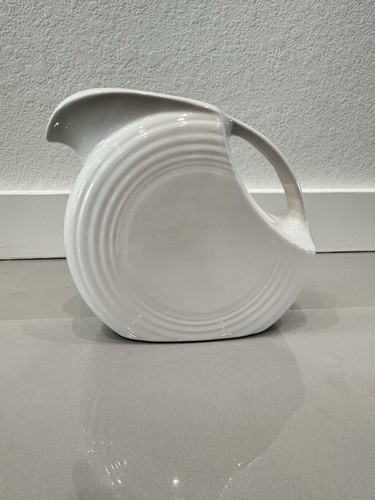 Fiesta ware pottery - fiesta, water