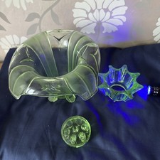 Green Glass Vase & Flower