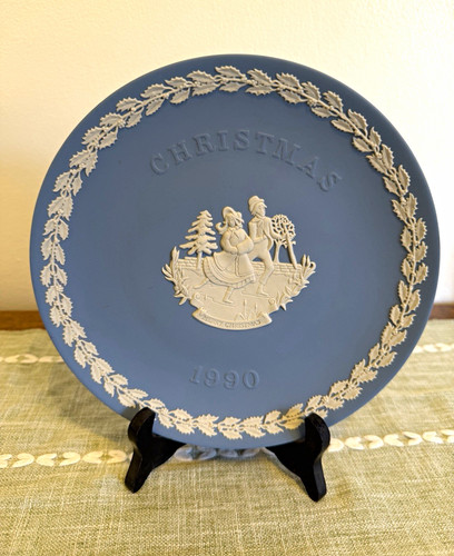 Wedgwood blue jasperware - wedgwood,
